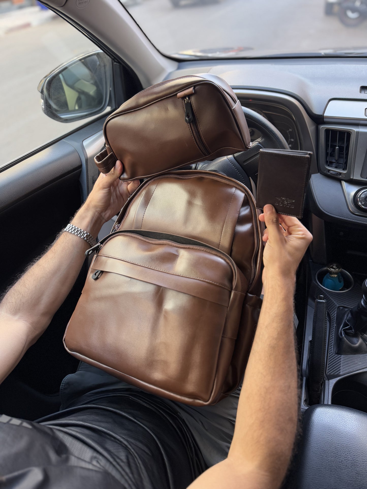 Pack Cartable+ Pochette +Porte-cartes En Semi Cuir
